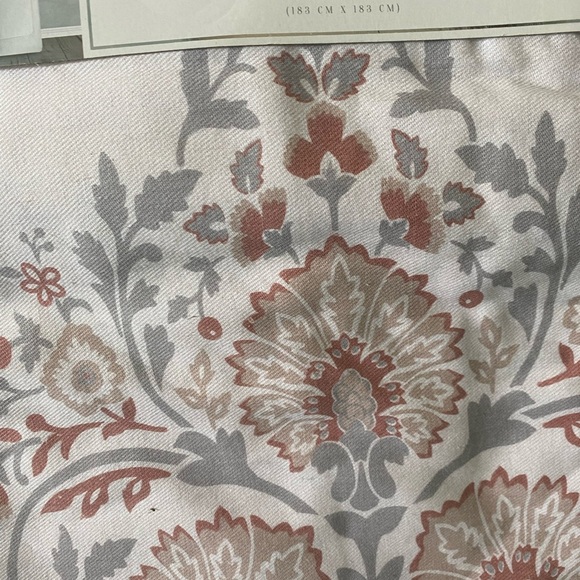 Emma & Taylor shower curtain with hooks - Picture 4 of 5